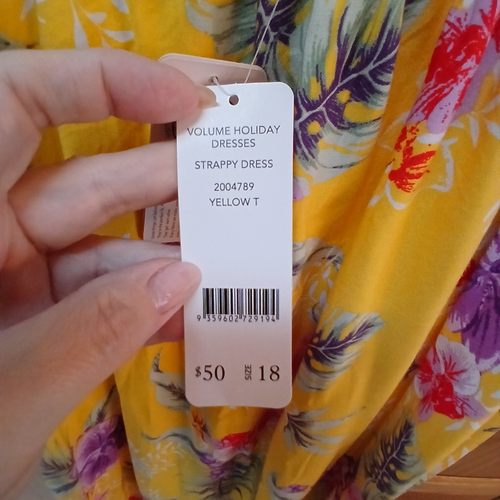 Miller's NWT Size 18 Strappy Floral Yellow Sundress. Gorgeous And Flowy! - Picture 5 of 7